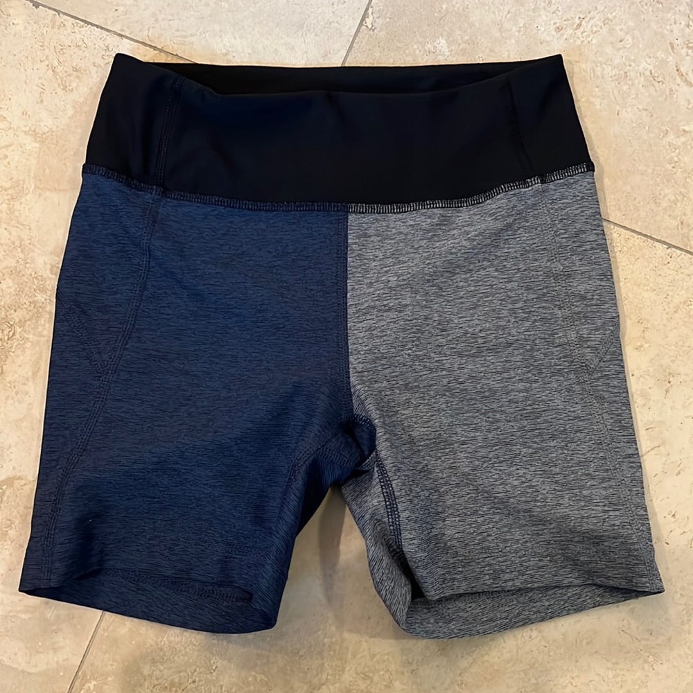 Outdoor voices biker short